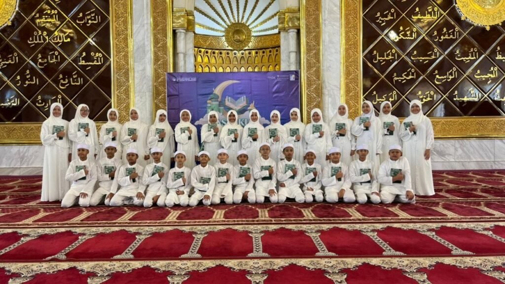 Seragam SD Al-Azhar